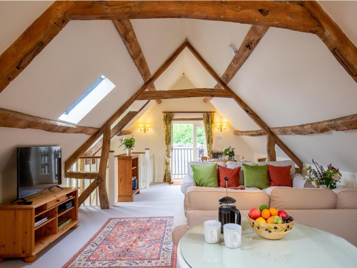 Hayloft At Newbarn Farm Villa Chipping Norton Dış mekan fotoğraf
