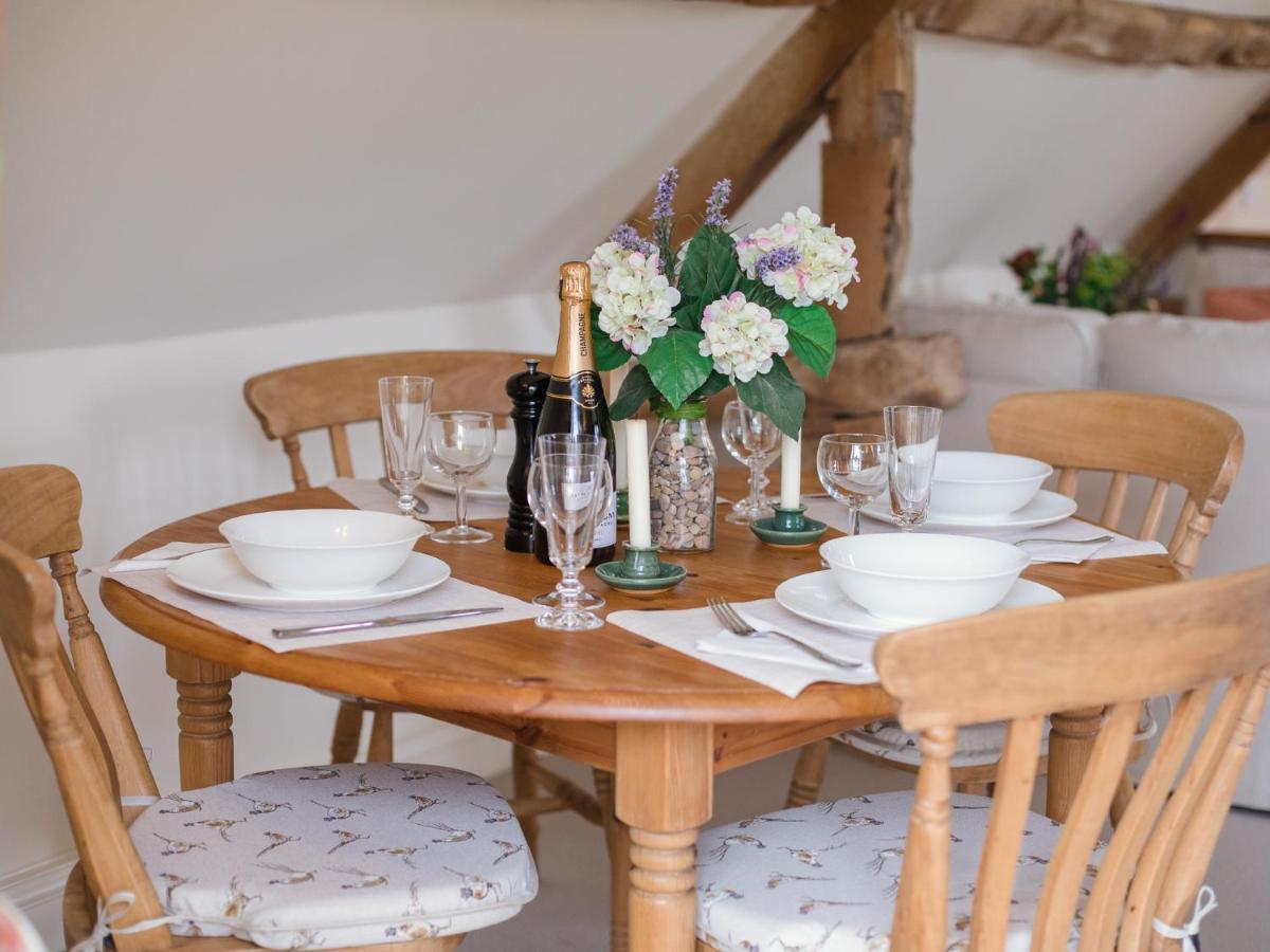 Hayloft At Newbarn Farm Villa Chipping Norton Dış mekan fotoğraf